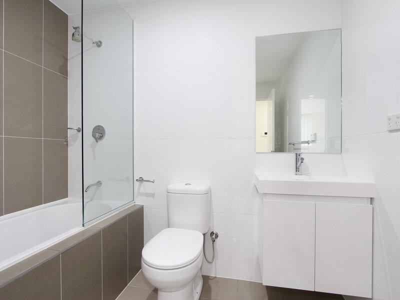 26/8-12 Linden Street, Toongabbie NSW 2146